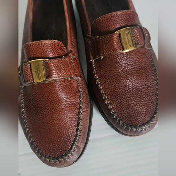 Salvatore Ferragamo Embossed Brown Leather Gancini Loafer Slip-On Buckle Men 6,5 - Picture 4 of 11